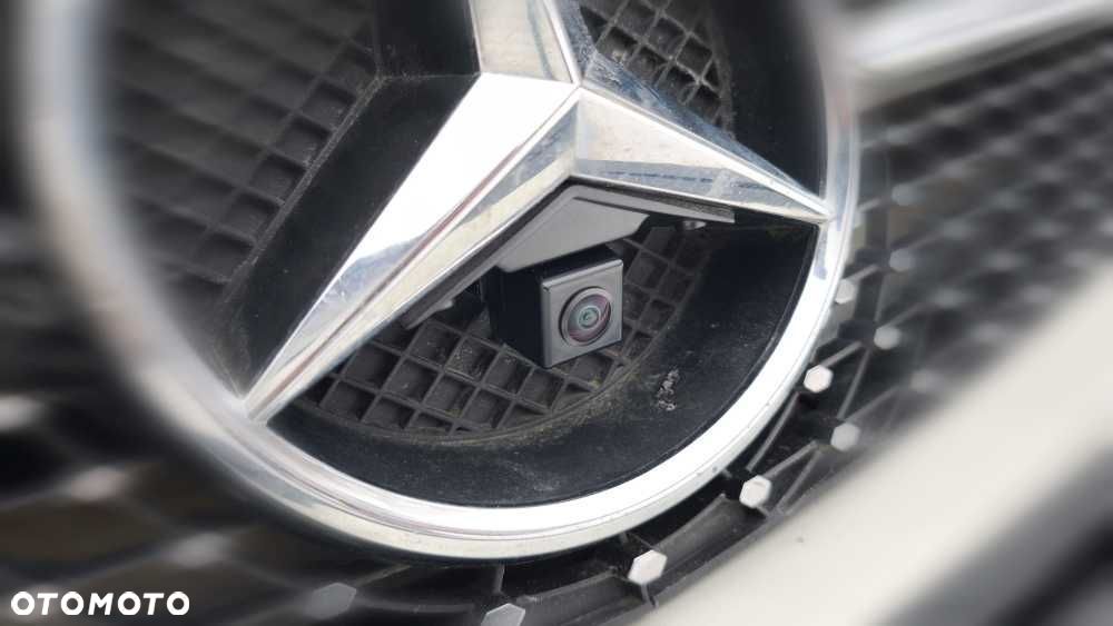 Kolorowy dotykowy tablet LINUX dla Mercedes A C CLA GLA GLC Carplay Google maps - 9