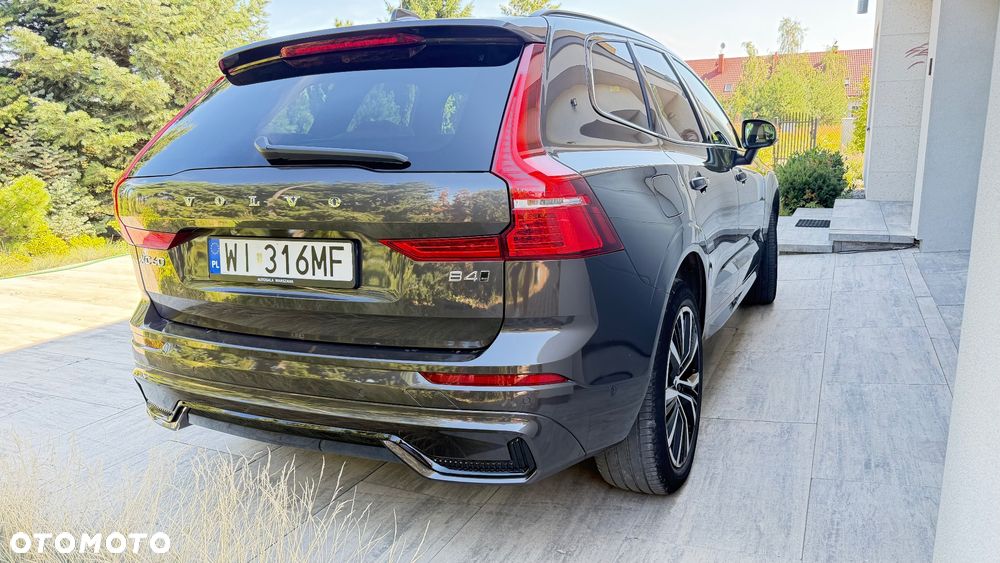 Volvo XC 60 B4 D AWD Ultimate Dark - 5