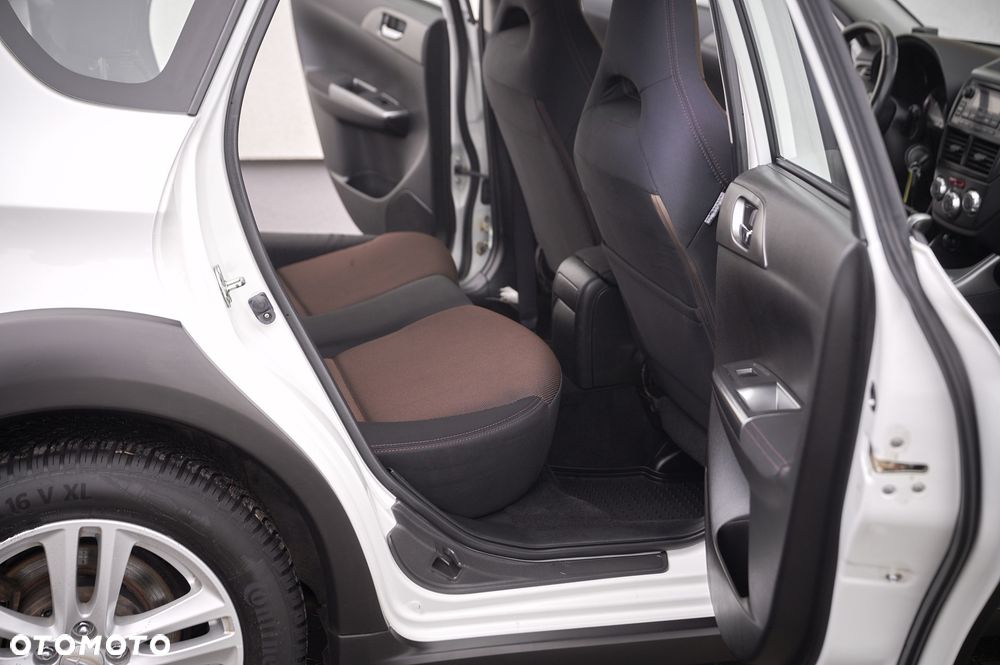 Subaru Impreza XV 2.0R Automatik - 24