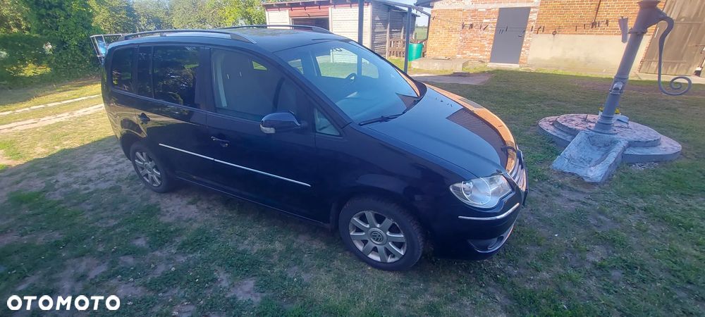 Volkswagen Touran 1.9 TDI Highline - 2