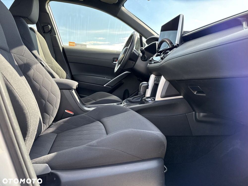 Toyota Corolla Cross - 9