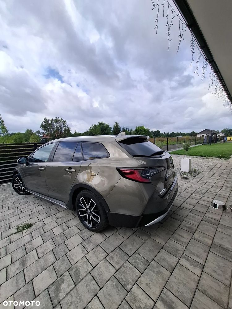Toyota Corolla 2.0 Hybrid Trek - 5