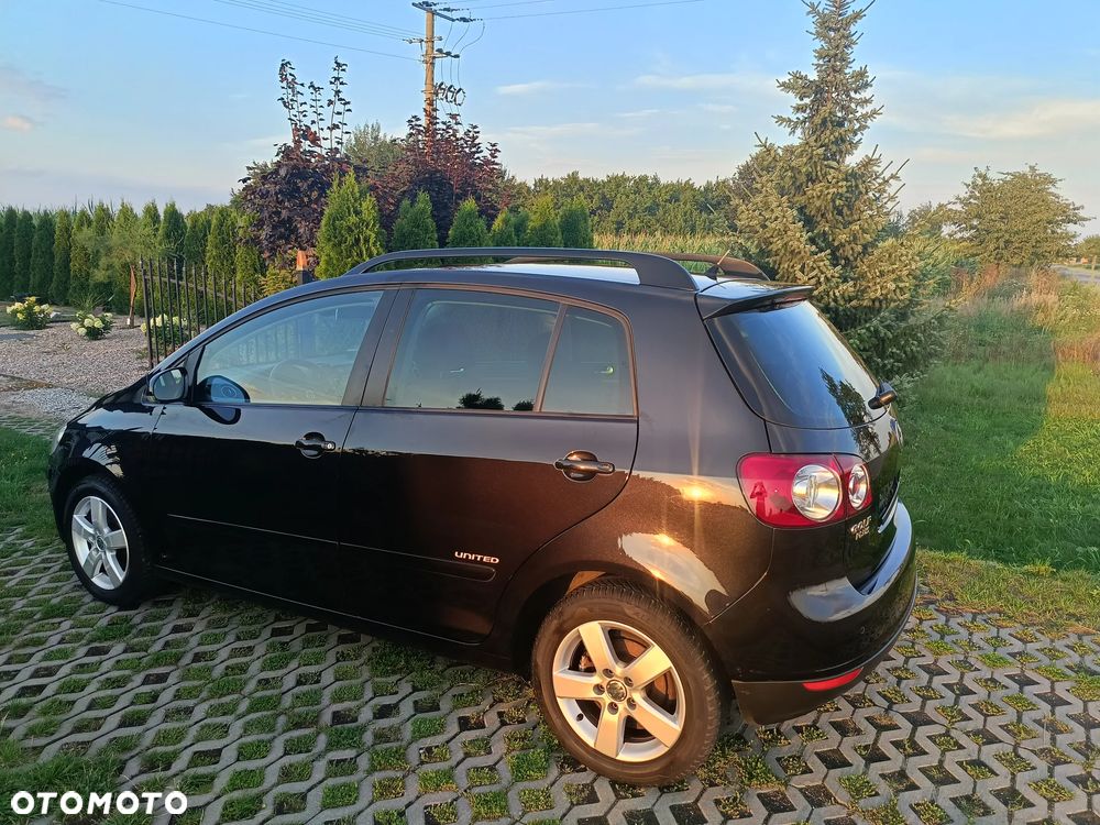 Volkswagen Golf Plus - 23
