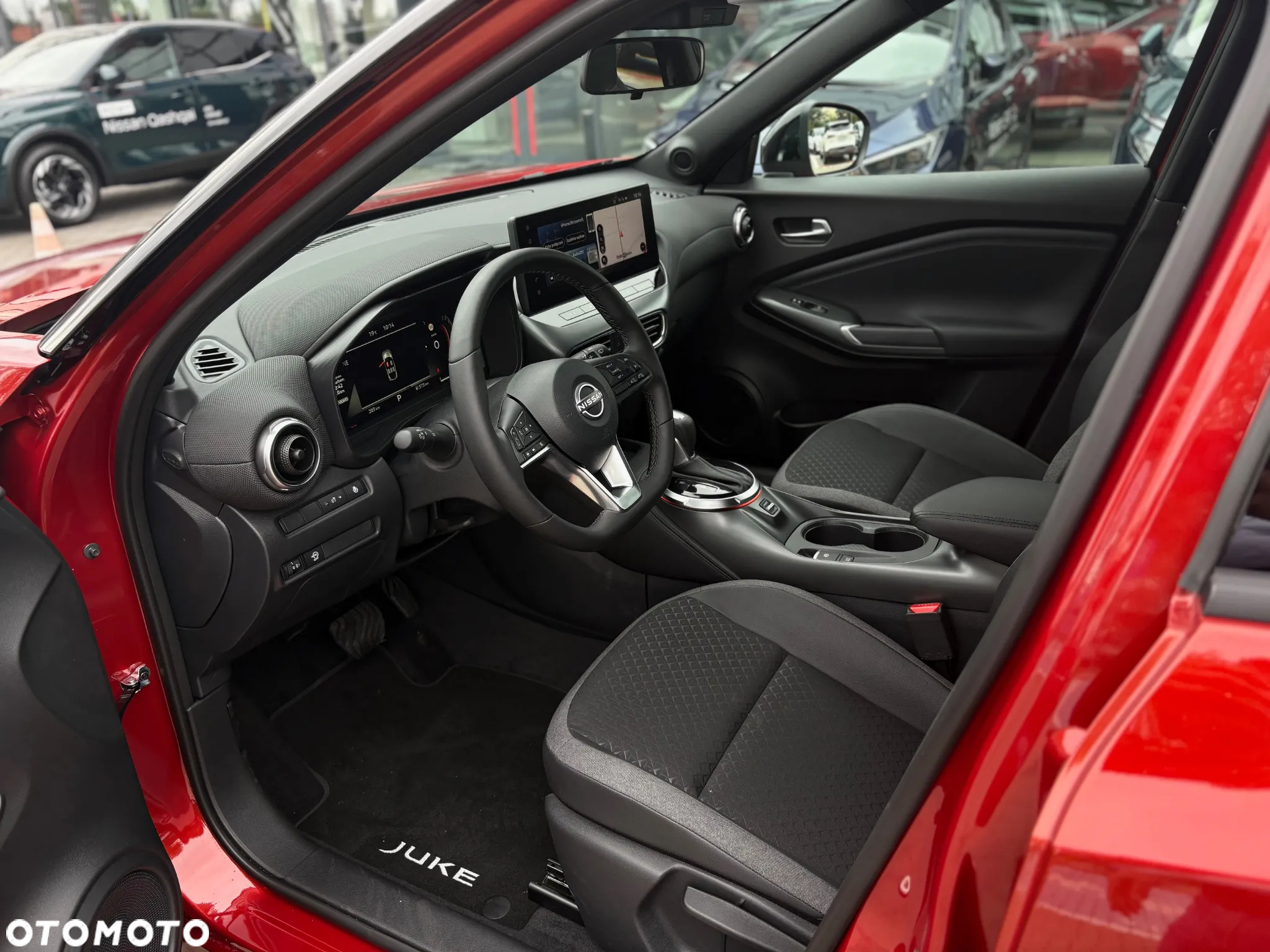Nissan Juke 1.0 DIG-T N-Connecta DCT - 13