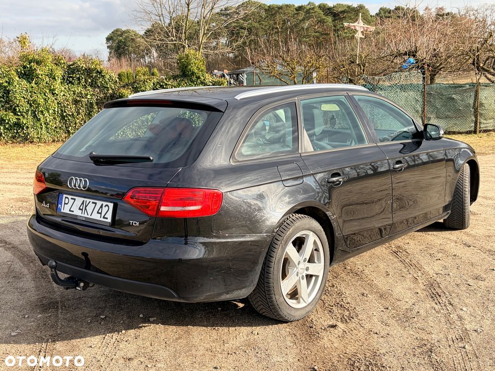 Audi A4 Avant - 16