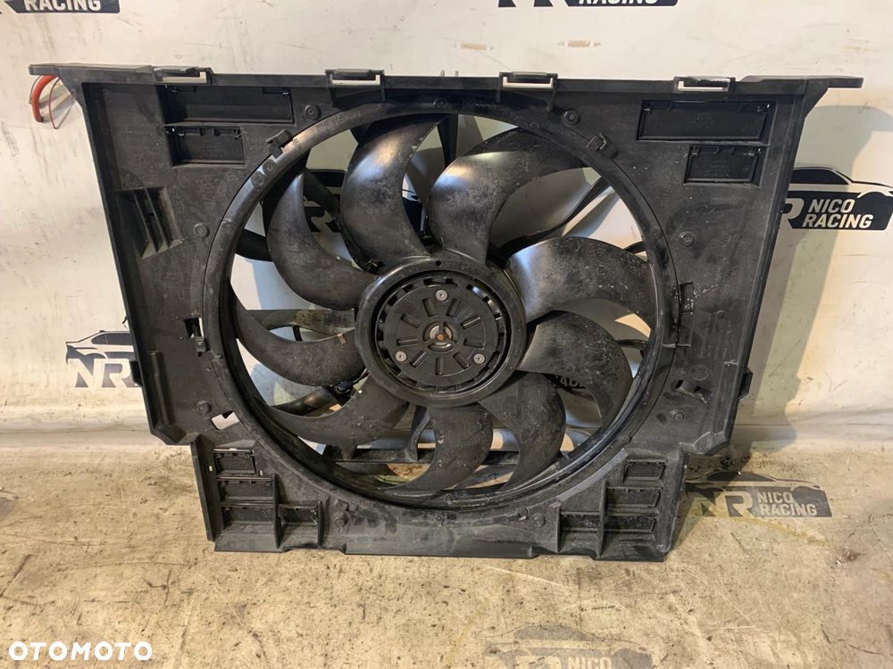 WIATRAK WENTYLATOR CHŁODNICY BMW 5 G30 G31 7 G11 G12 6GT G32 8590051 - 1