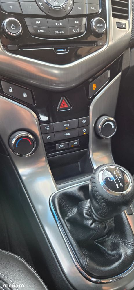 Chevrolet Cruze 1.8 LTZ - 26