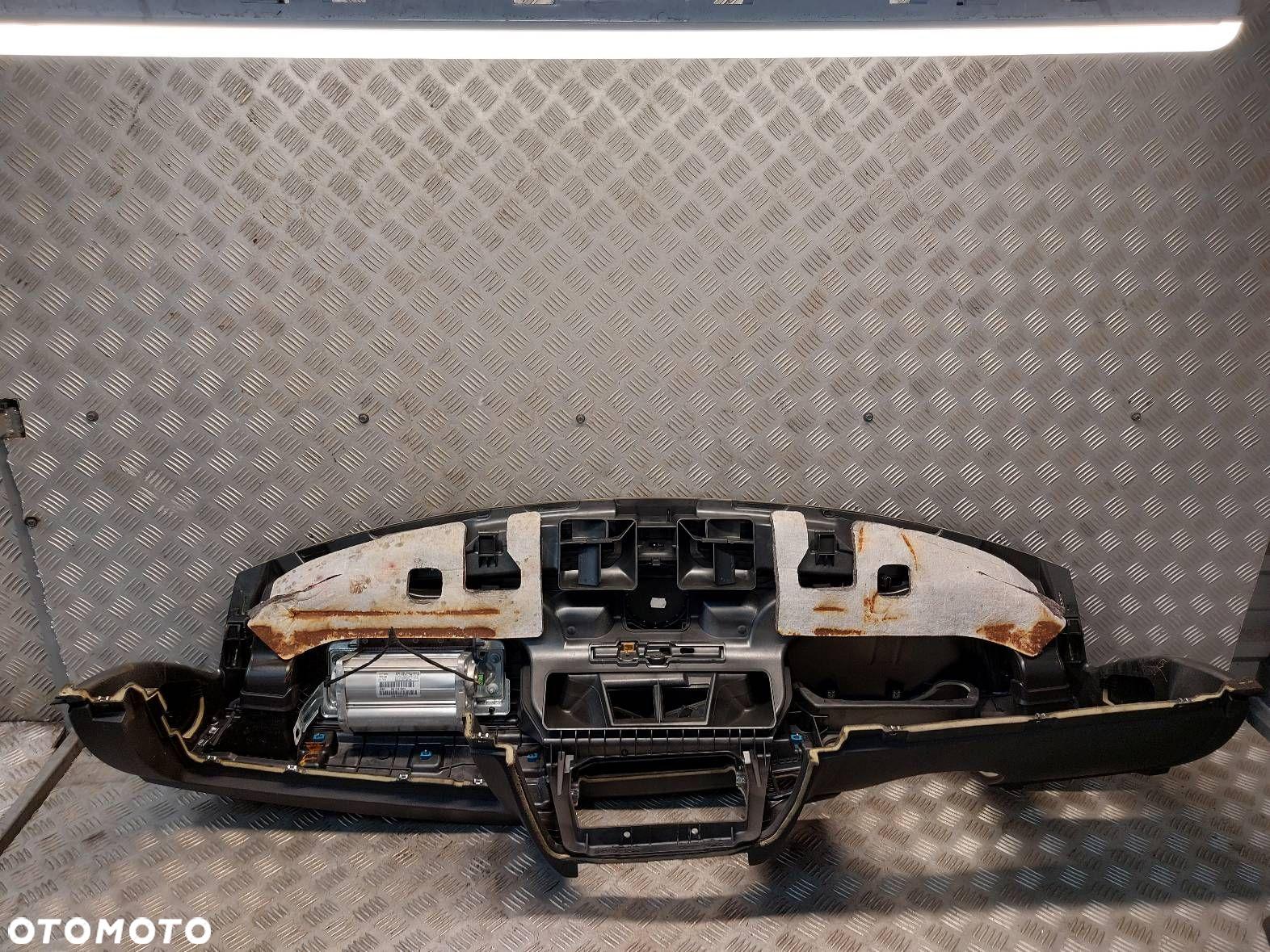 KOKPIT DESKA ROZDZIELCZA BMW E90 320 2006R - 6