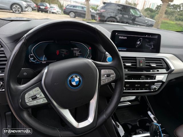 BMW iX3 - 38