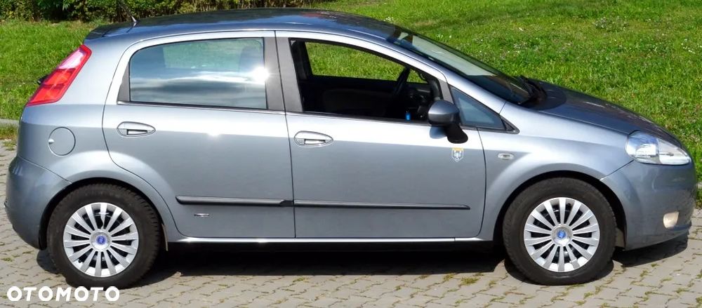 Fiat Grande Punto - 5