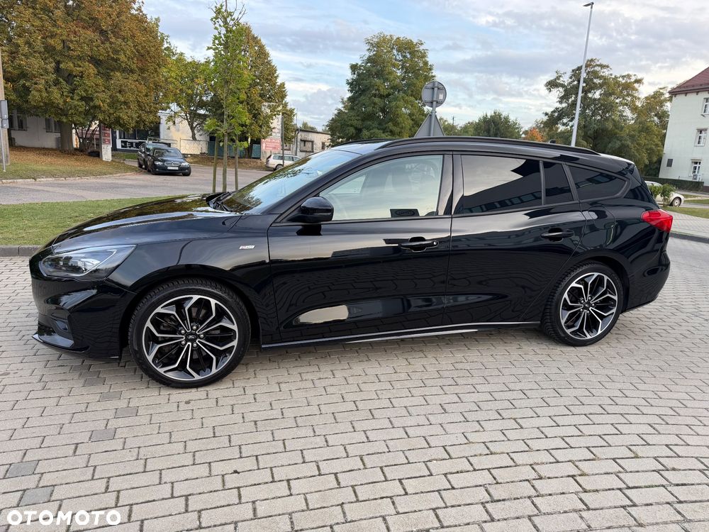 Ford Focus 1.0 EcoBoost Hybrid ST-LINE X - 15