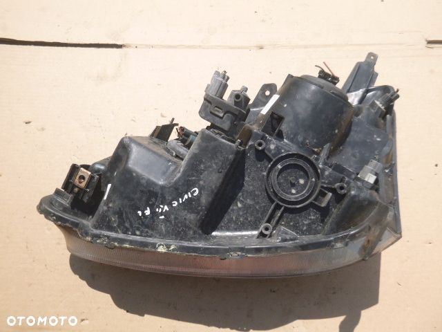 LAMPA PRAWY PRZÓD PRAWA PRZEDNIA HONDA CIVIC VII LIFT HB 5D 04-06 - 13
