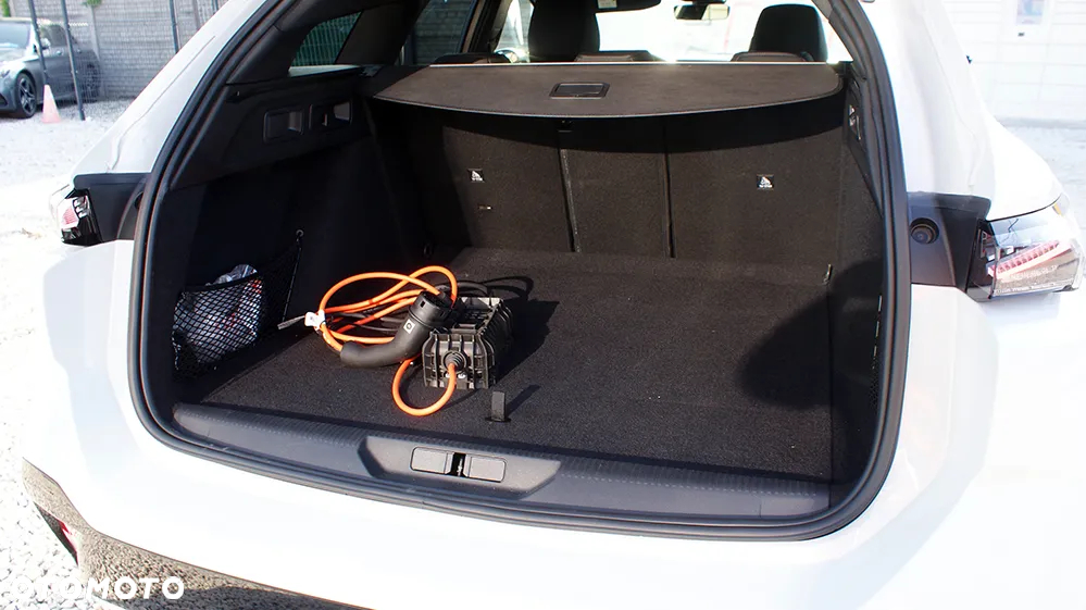 Peugeot 308 Hybrid 180 e-EAT8 Allure - 27