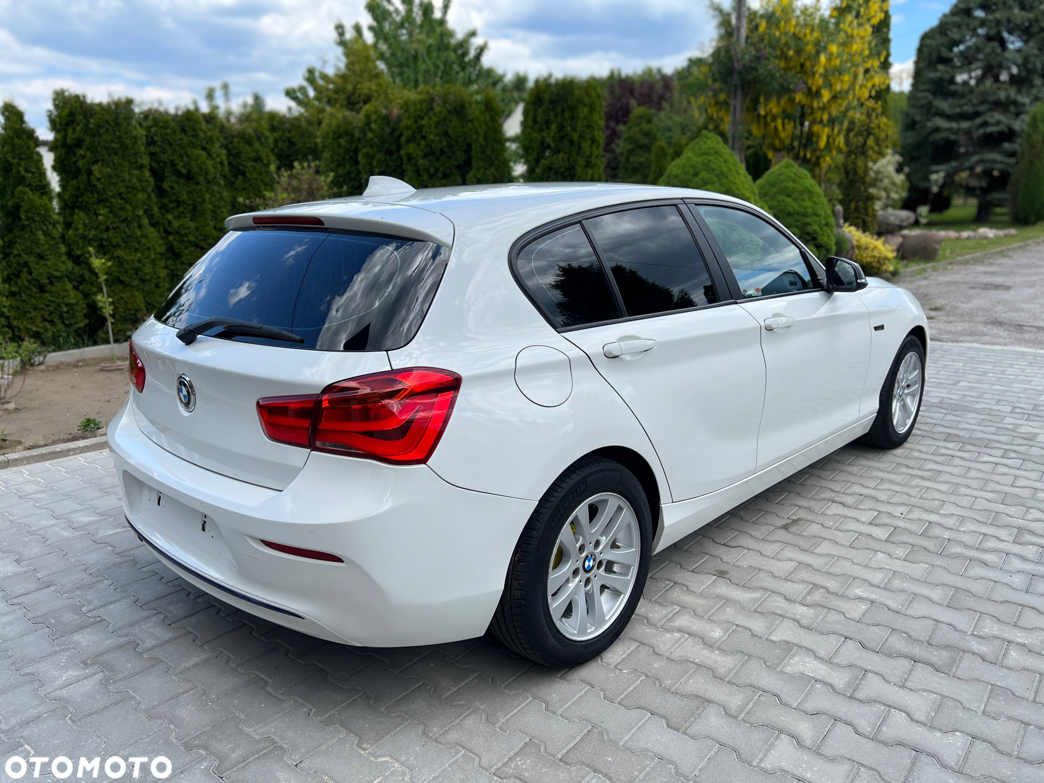BMW Seria 1 118i Sport Line Shadow - 3