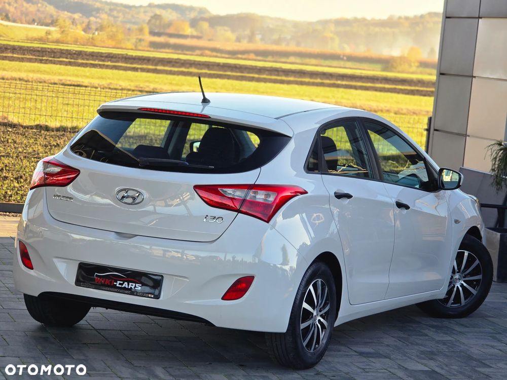 Hyundai i30 1.4 Classic - 16