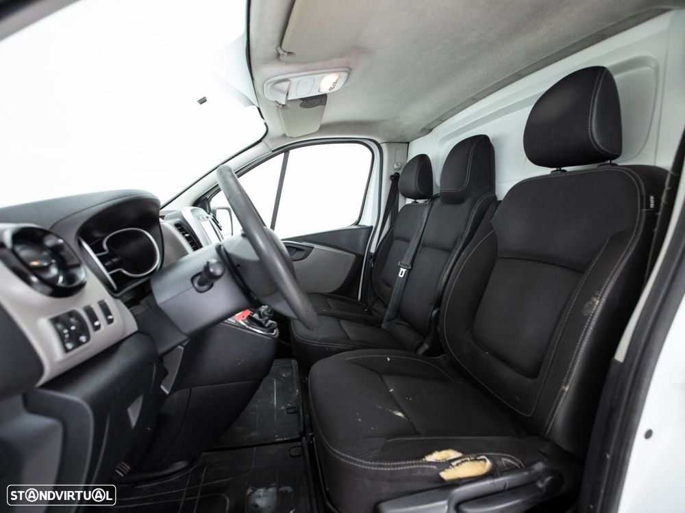 Renault Trafic - 10