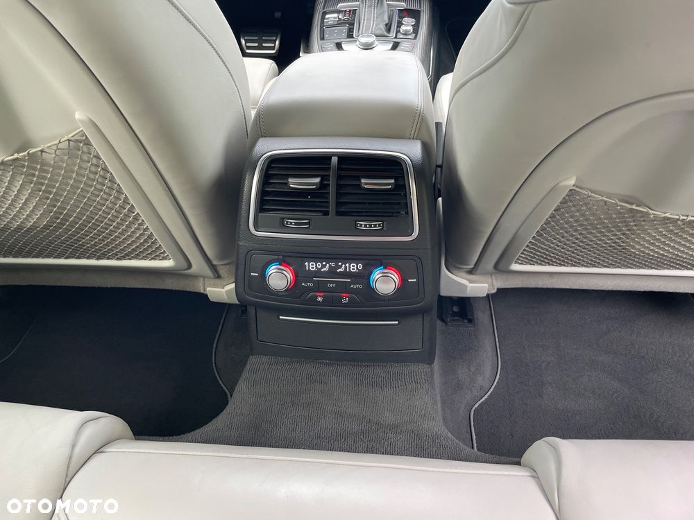 Audi A6 Avant 2.0 TDI Ultra DPF S tronic - 21