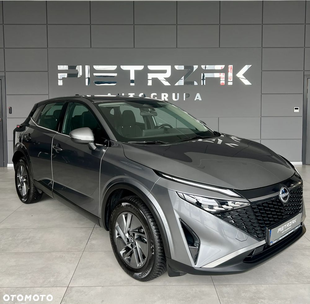 Nissan Qashqai - 1