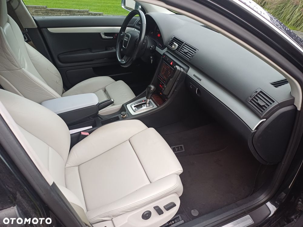 Audi S4 Limousine 4.2 Quattro Tiptr - 15
