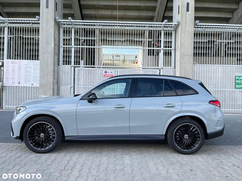 Mercedes-Benz GLC 220 d mHEV 4-Matic AMG Line - 2