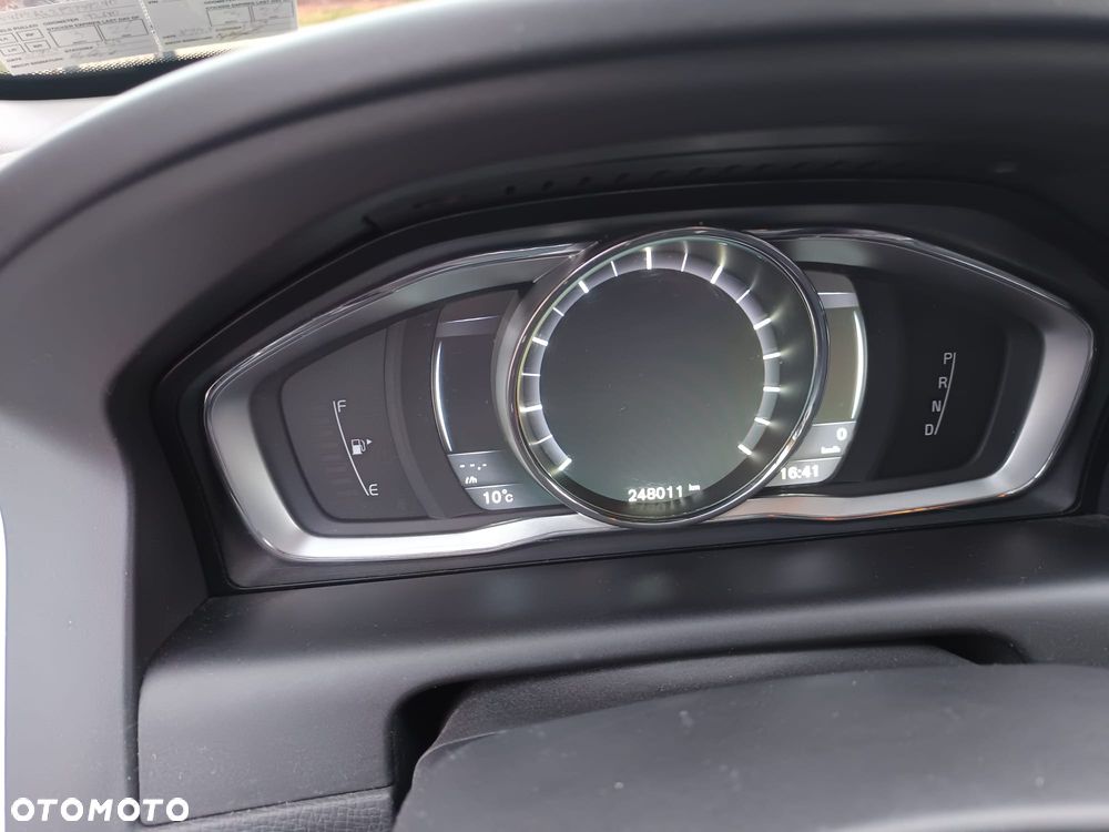 Volvo XC 60 - 8