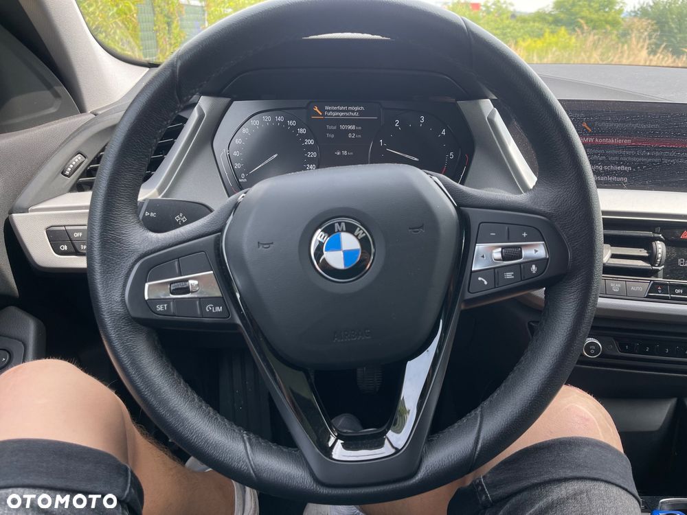 BMW Seria 1 - 17