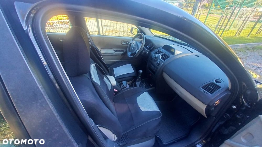 Renault Megane - 13