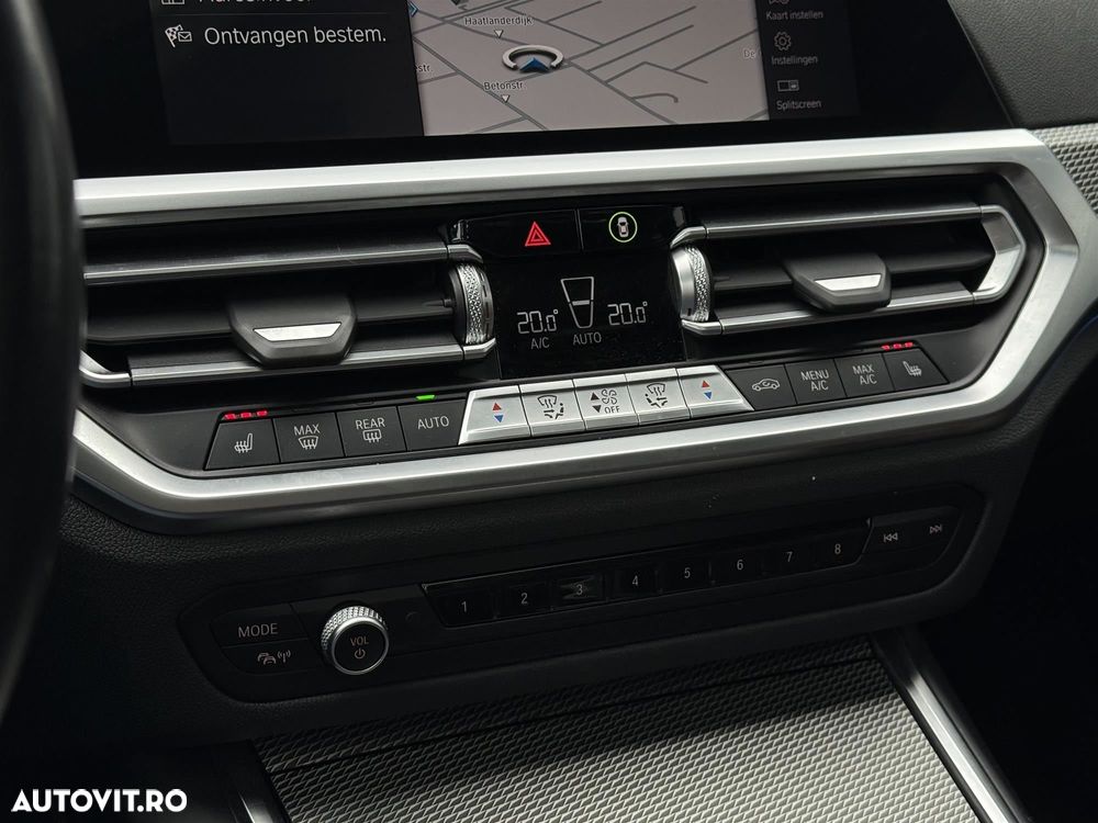 BMW Seria 3 320e AT PHEV - 39