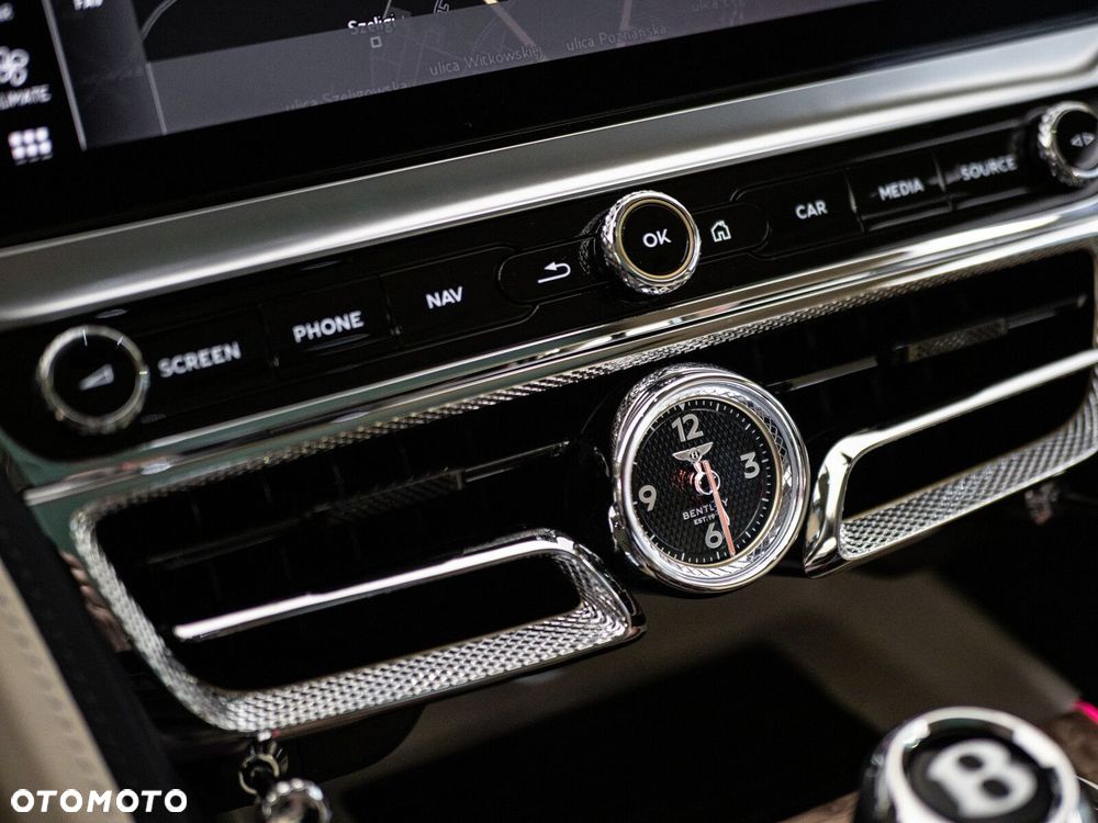 Bentley Flying Spur - 13