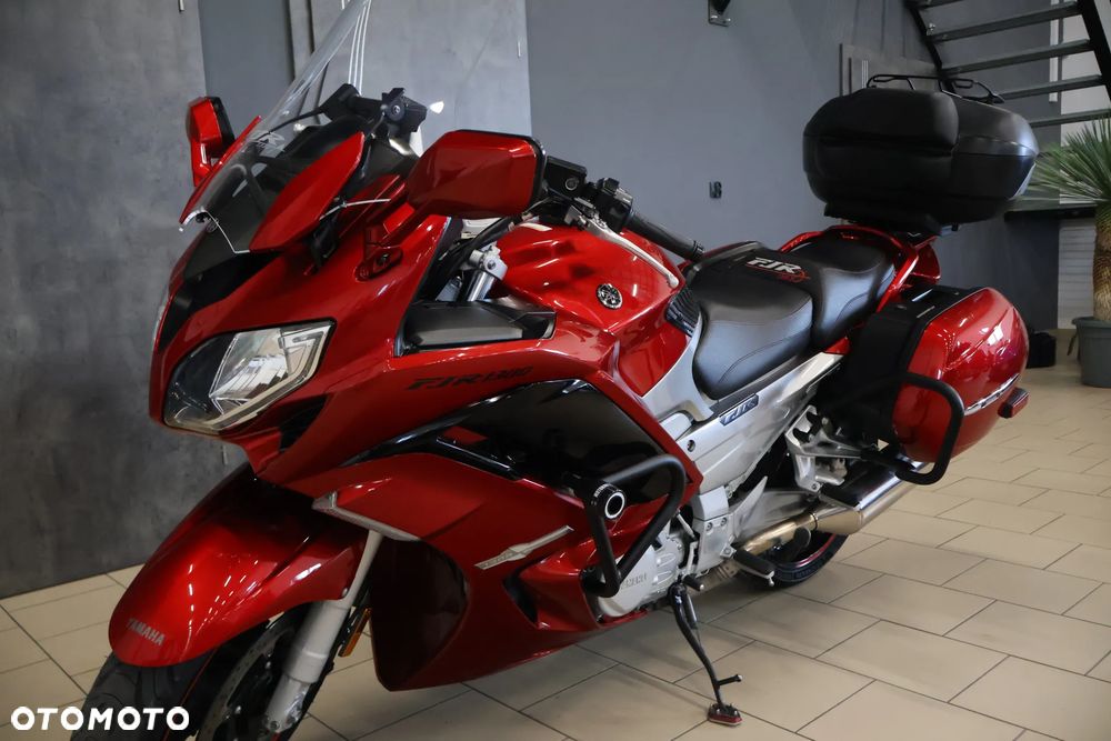 Yamaha FJR - 29