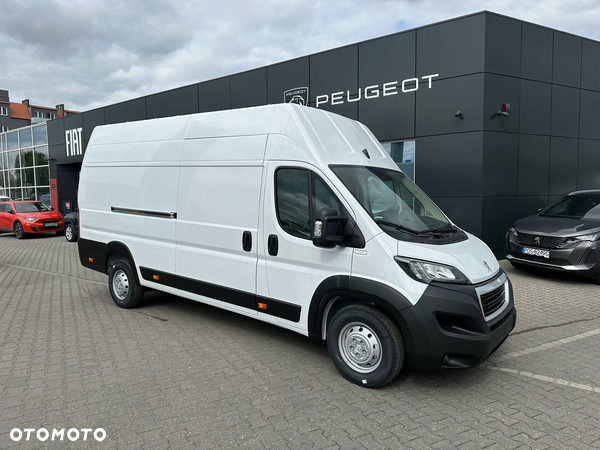 Peugeot Boxer Furgon L4H3 435 2.2 BlueHDi 165 KM S&S