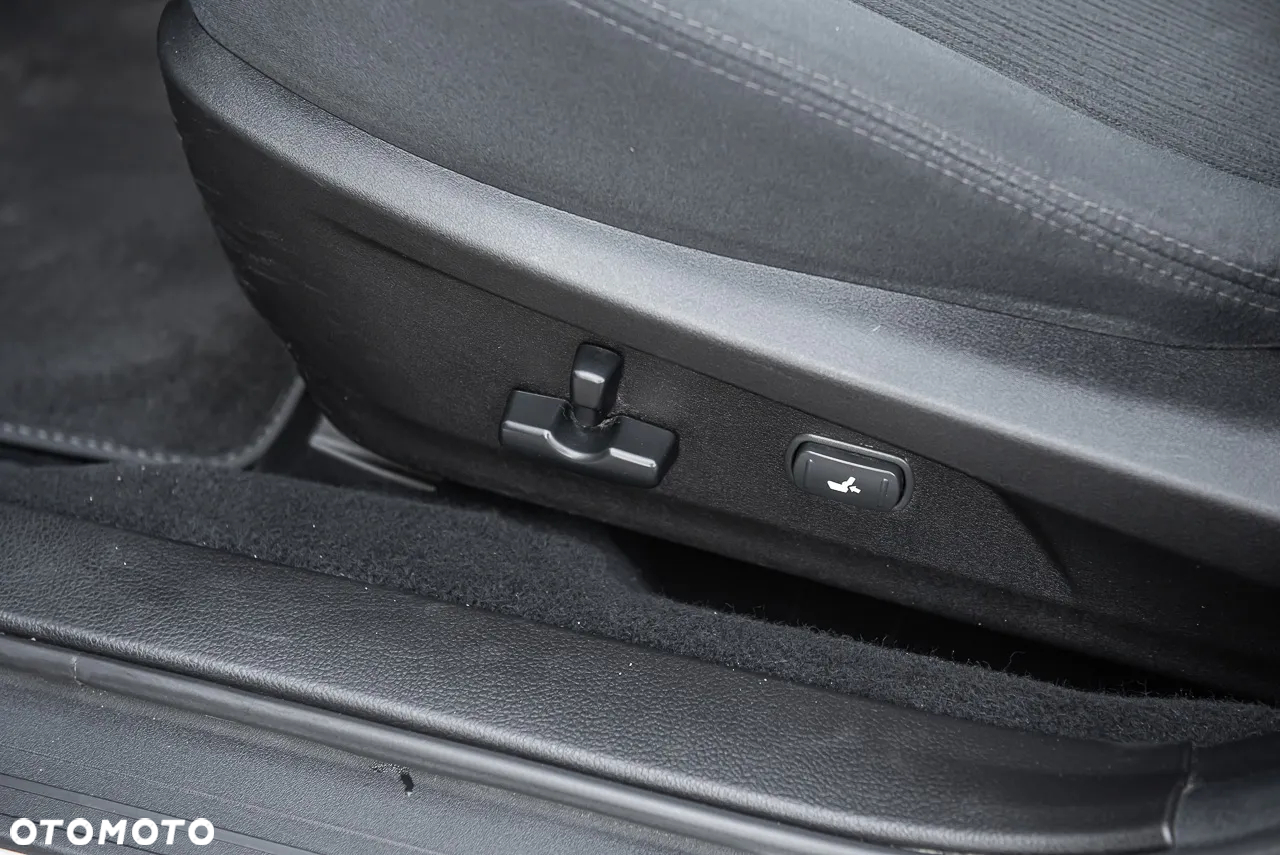 Subaru Legacy Kombi 2.0i Comfort - 18