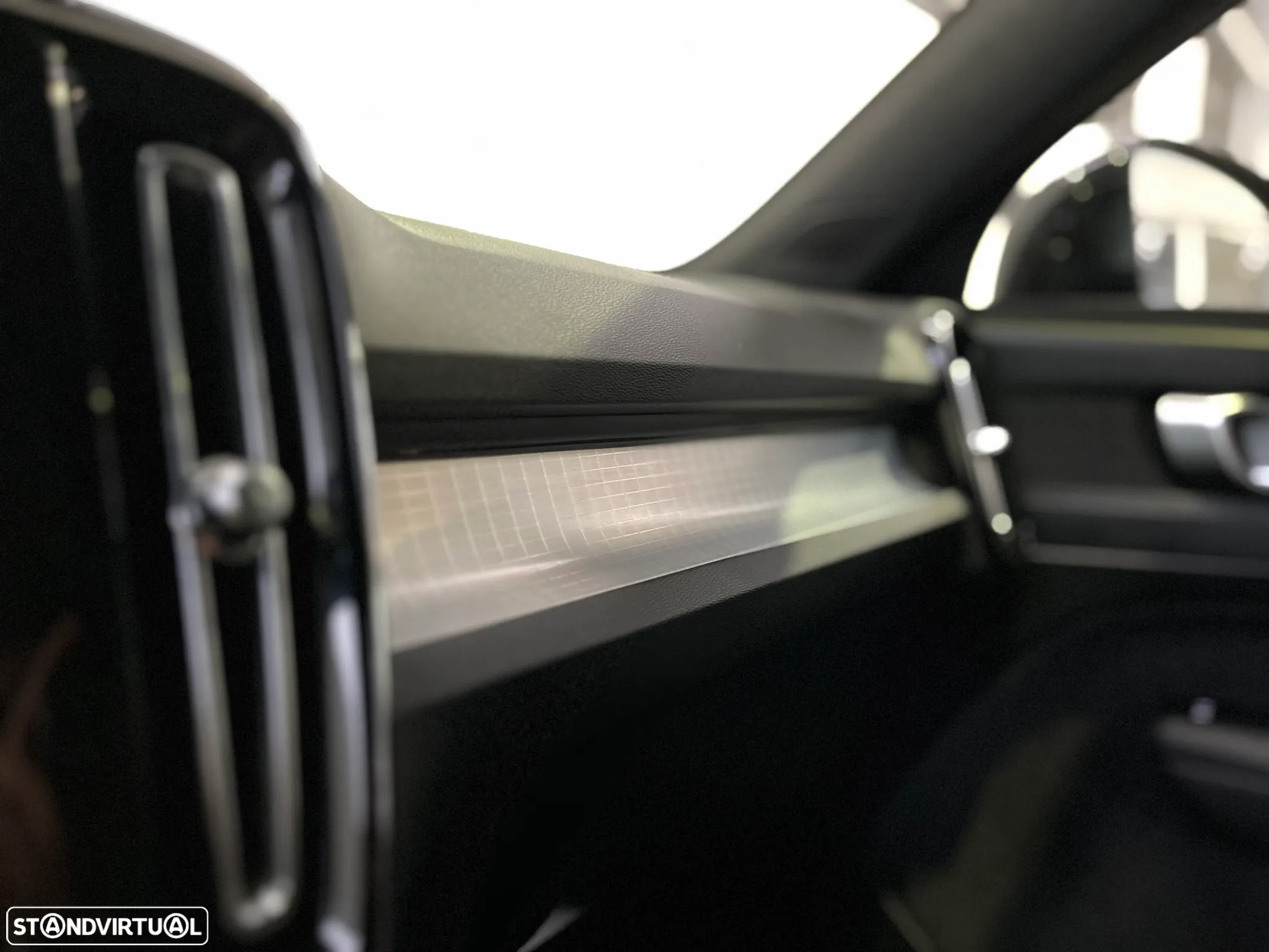 Volvo XC 40 1.5 T2 Core Auto - 25