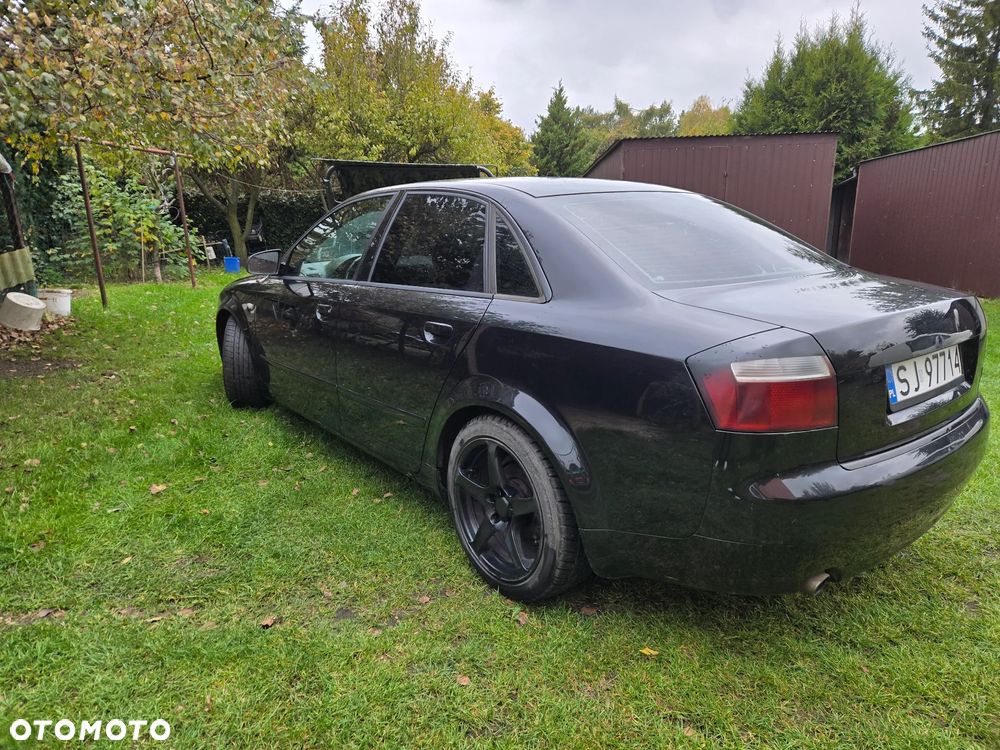 Audi A4 - 4