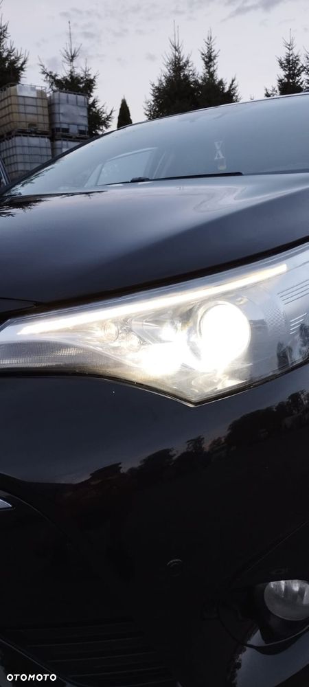 Toyota Avensis 2016