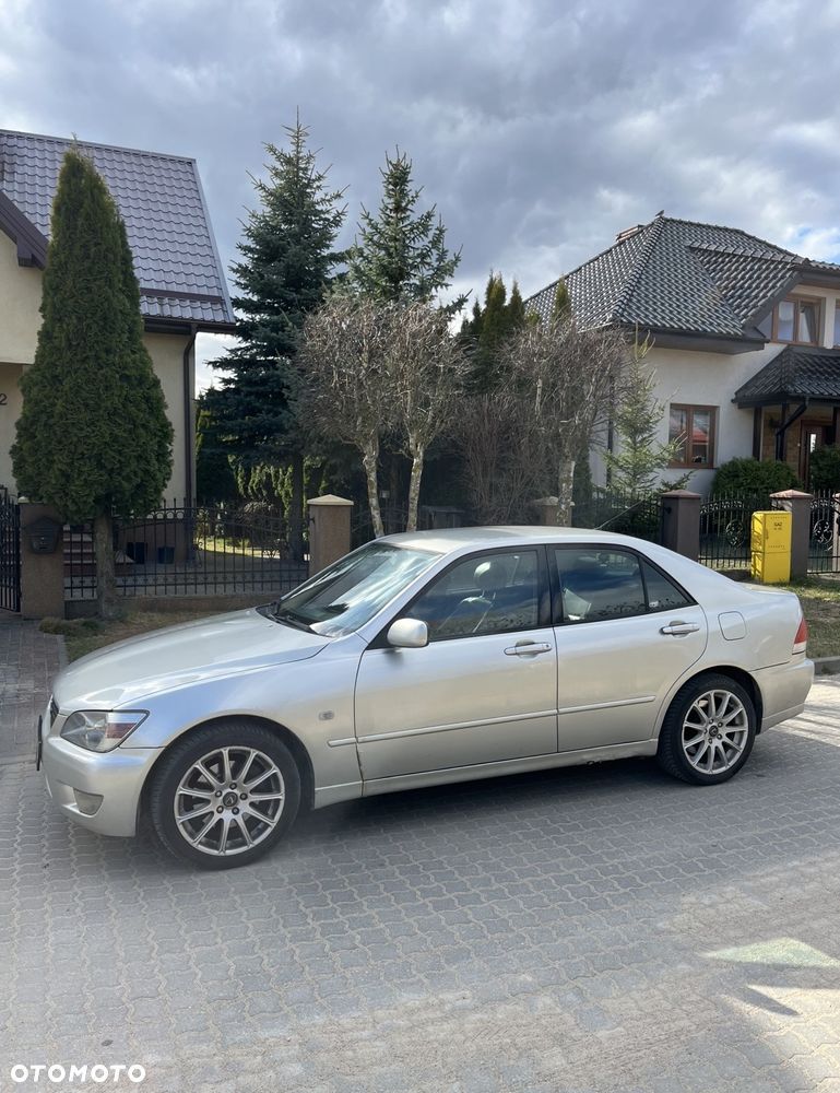 Lexus IS 200 Classic - 2