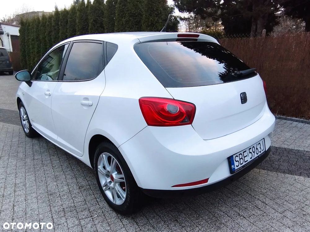 Seat Ibiza 1.4 16V Reference - 24