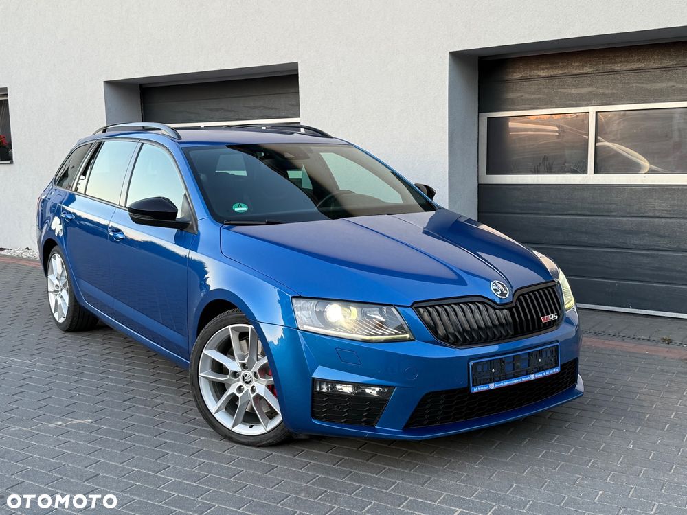 Skoda Octavia Combi 2.0 TDI RS - 4