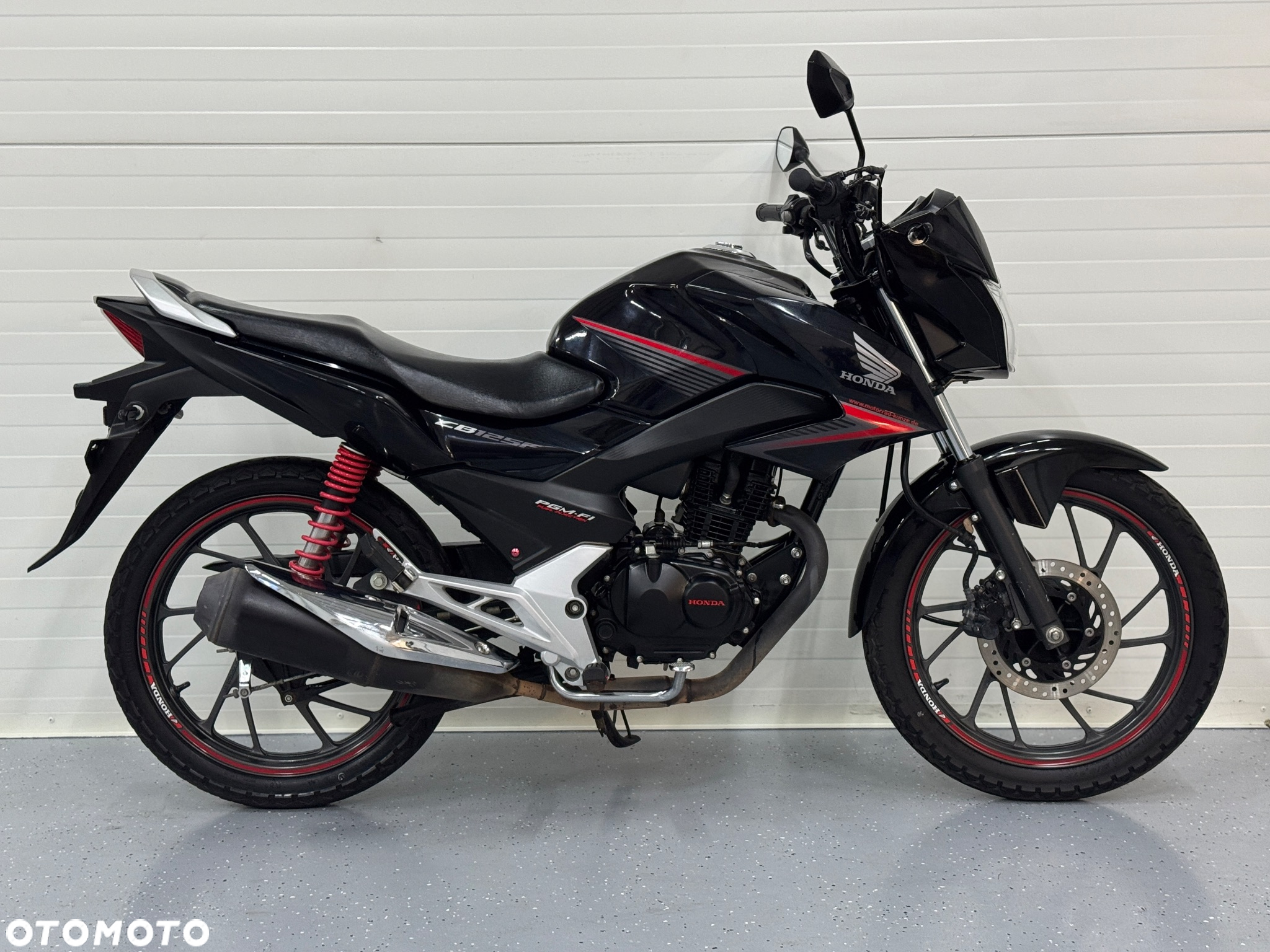 Honda CBF - 2