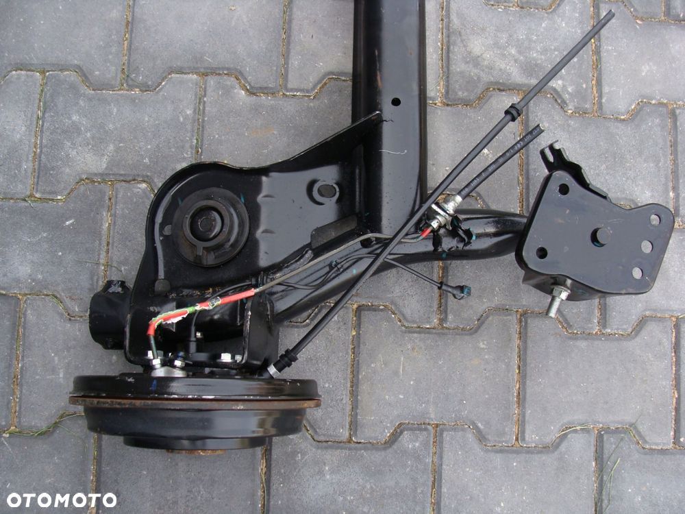 belka oś tylna mahindra - 4