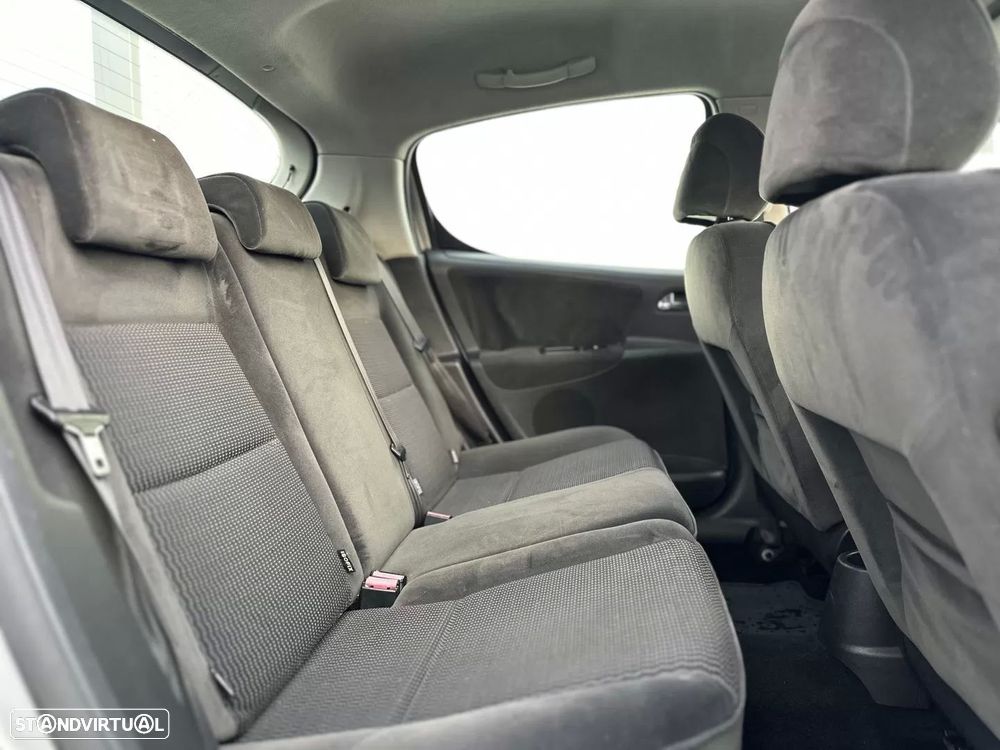 Peugeot 207 1.6 HDi Premium - 11