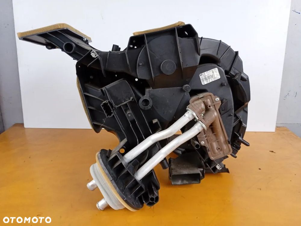 nagrzewnica z klimatyzacją obudowa renault trafic vivaro primastar 2001-2014 8200963991 - 2