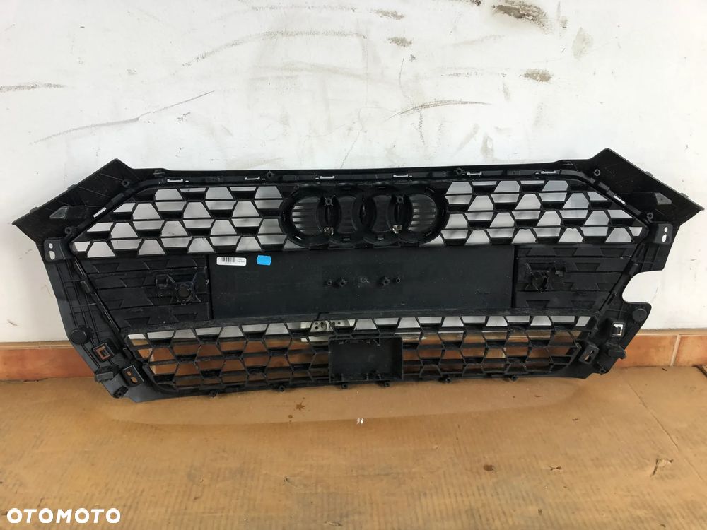 ZG-2 Grill Atrapa Zderzaka Chłodnicy Audi A1 II S-Line 82A853653A (od 2018) -Gwarancja Wysyłka - 2