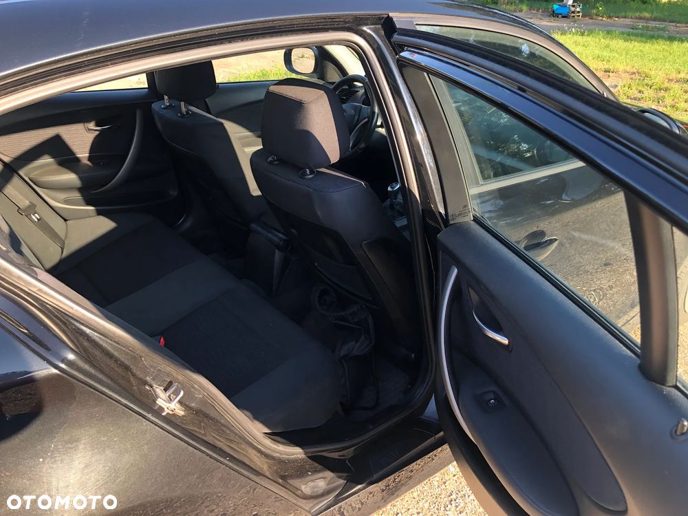 BMW Seria 1 116i - 14