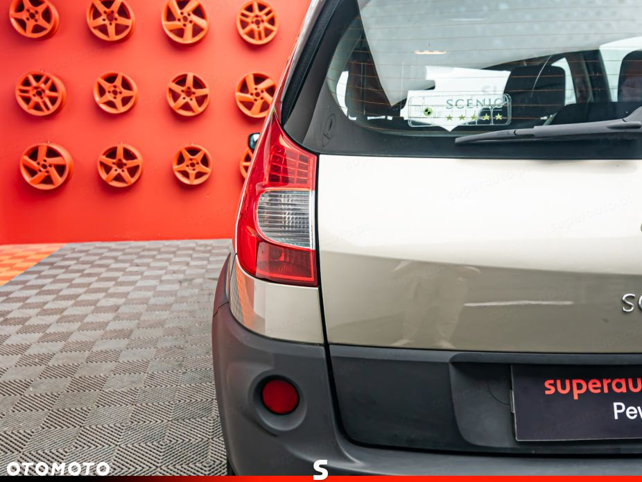 Renault Scenic - 20
