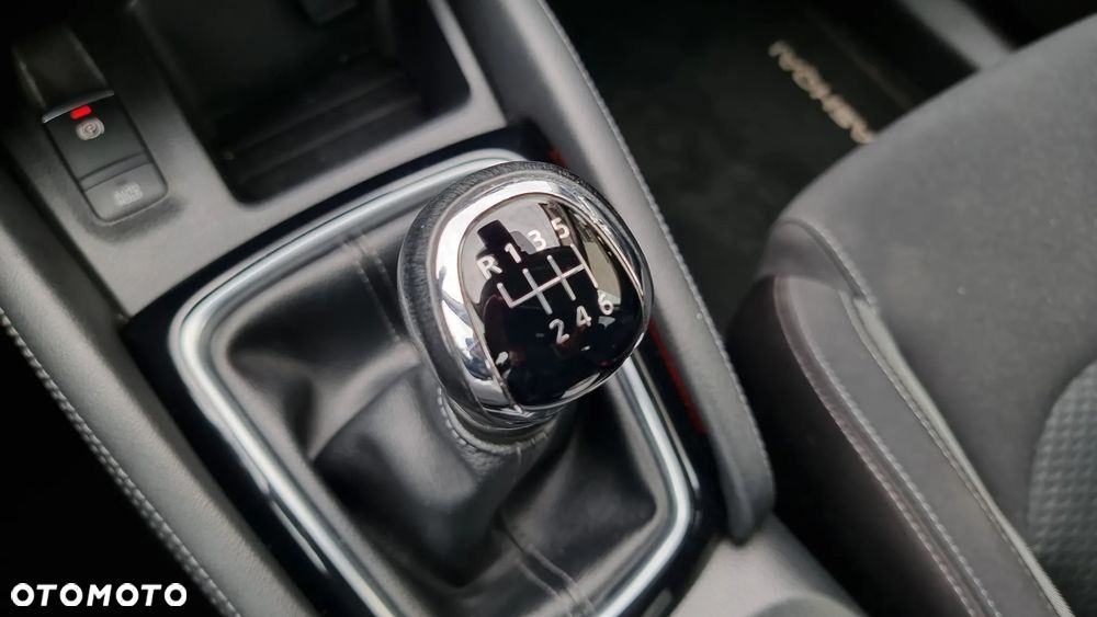 Nissan Qashqai 1.3 DIG-T N-Connecta - 36