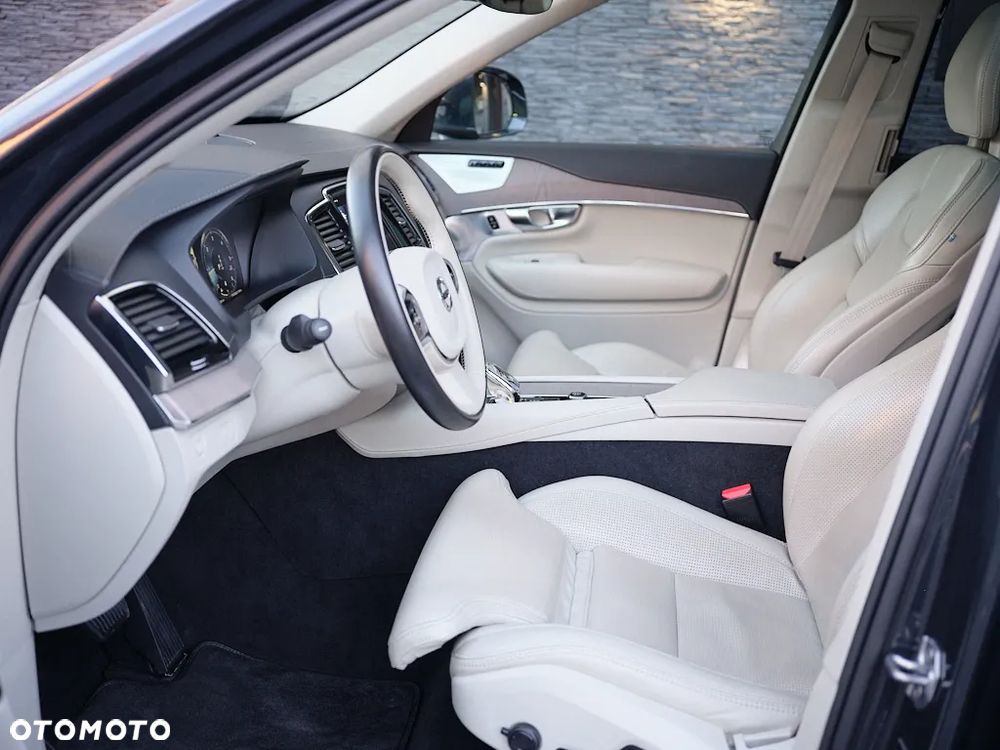 Volvo XC 90 B5 D AWD Inscription 7os - 23