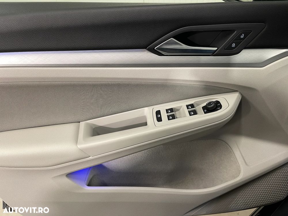 Volkswagen Golf 1.5 TSI ACT Life - 24