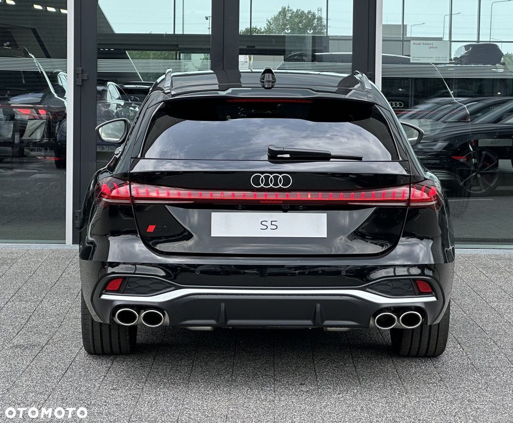 Audi S5 Avant - 8