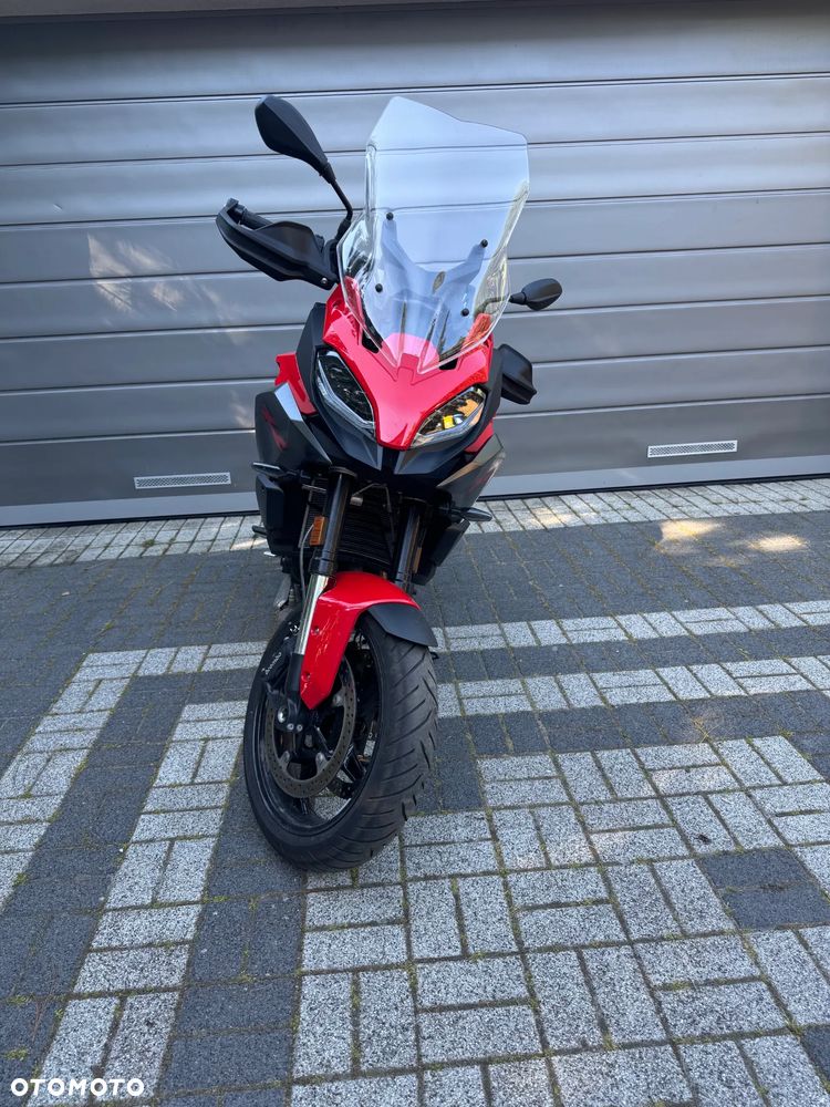 BMW XR - 2